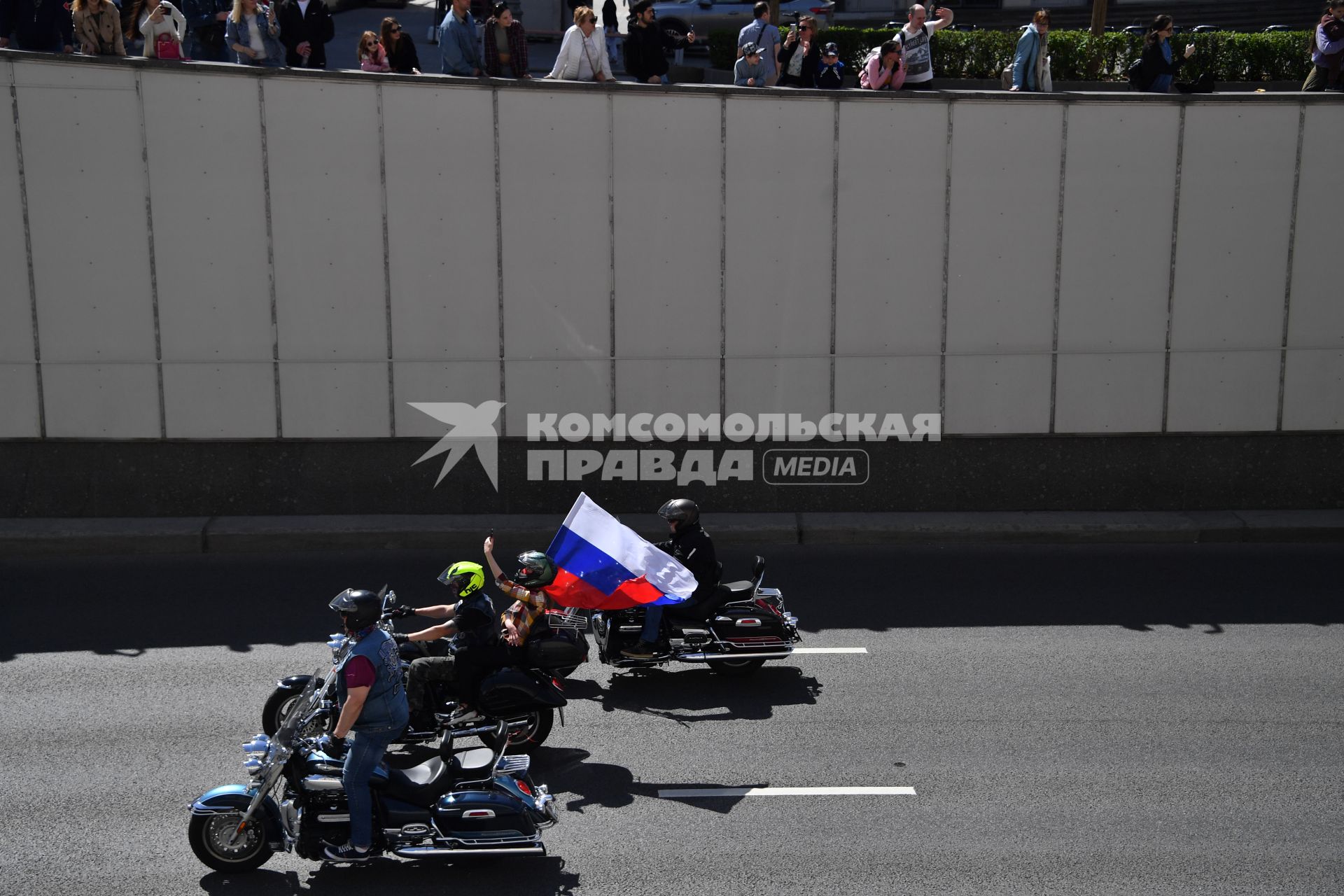 Москва. Участники мотофестиваля, приуроченного к старту мотосезона 2023 на Садовом кольце.