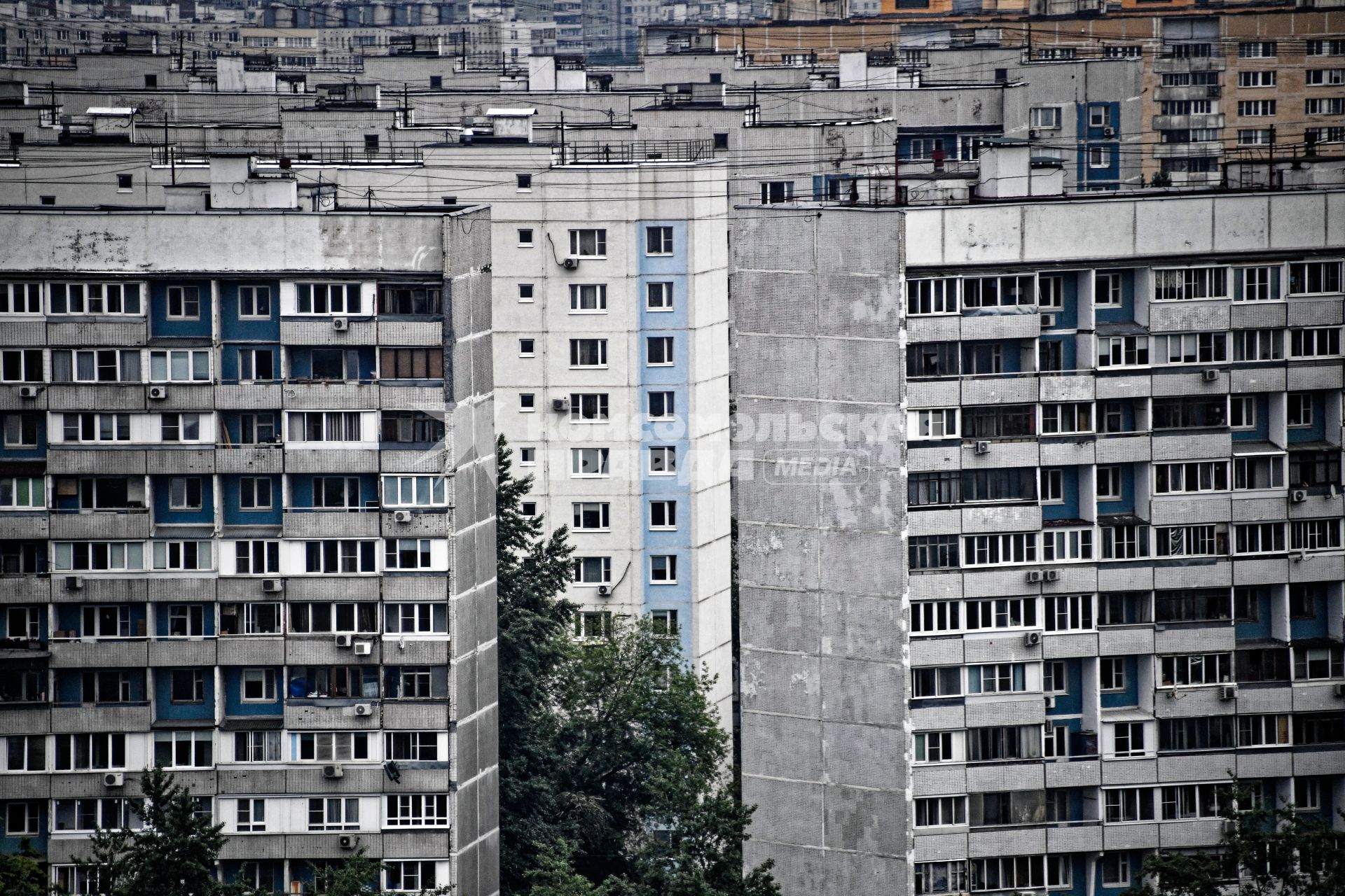 Москва.   Вид на жилые дома.