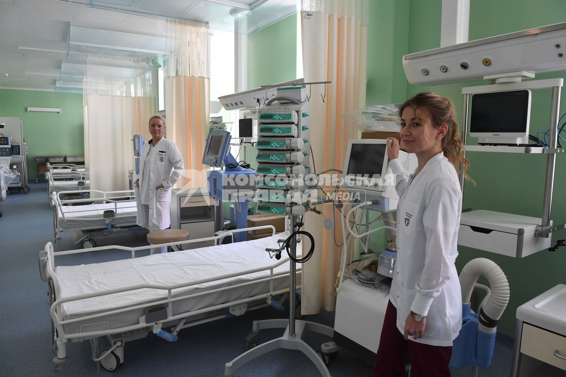 Москва. Реанимационная палата в здании открывшегося детского корпуса многопрофильного клинического центра `Коммунарка` .