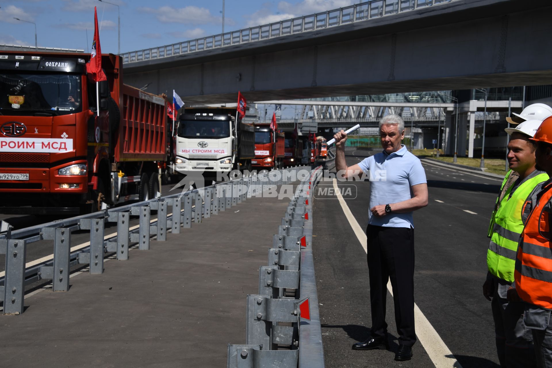 Москва.  Мэр Москвы Сергей Собянин на открытии нового участка Московского скоростного диаметра у станции МЦД Печатники.