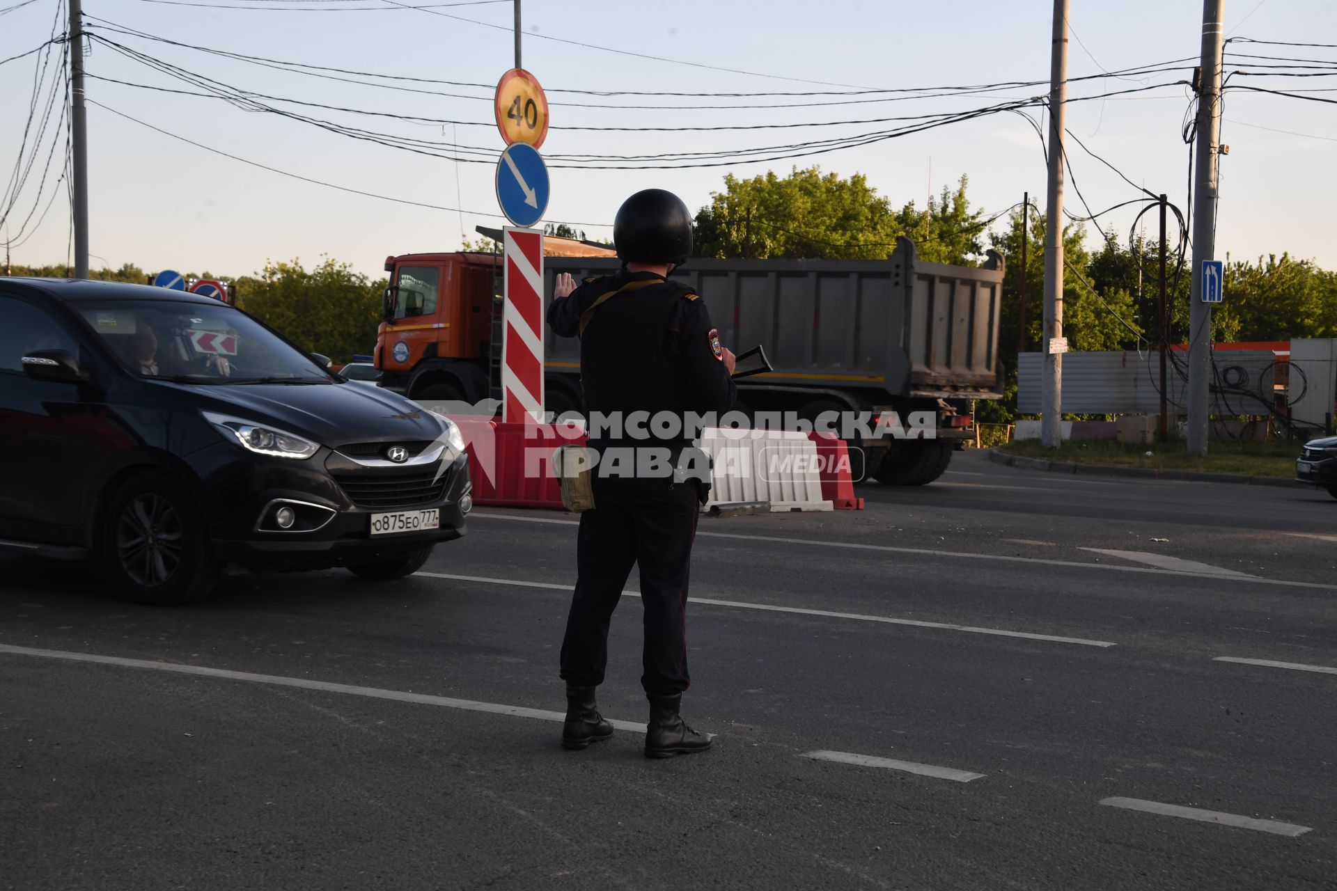 Москва. Ограничения движения на пересечении Липецкой улицы и Каширского шоссе с МКАД.