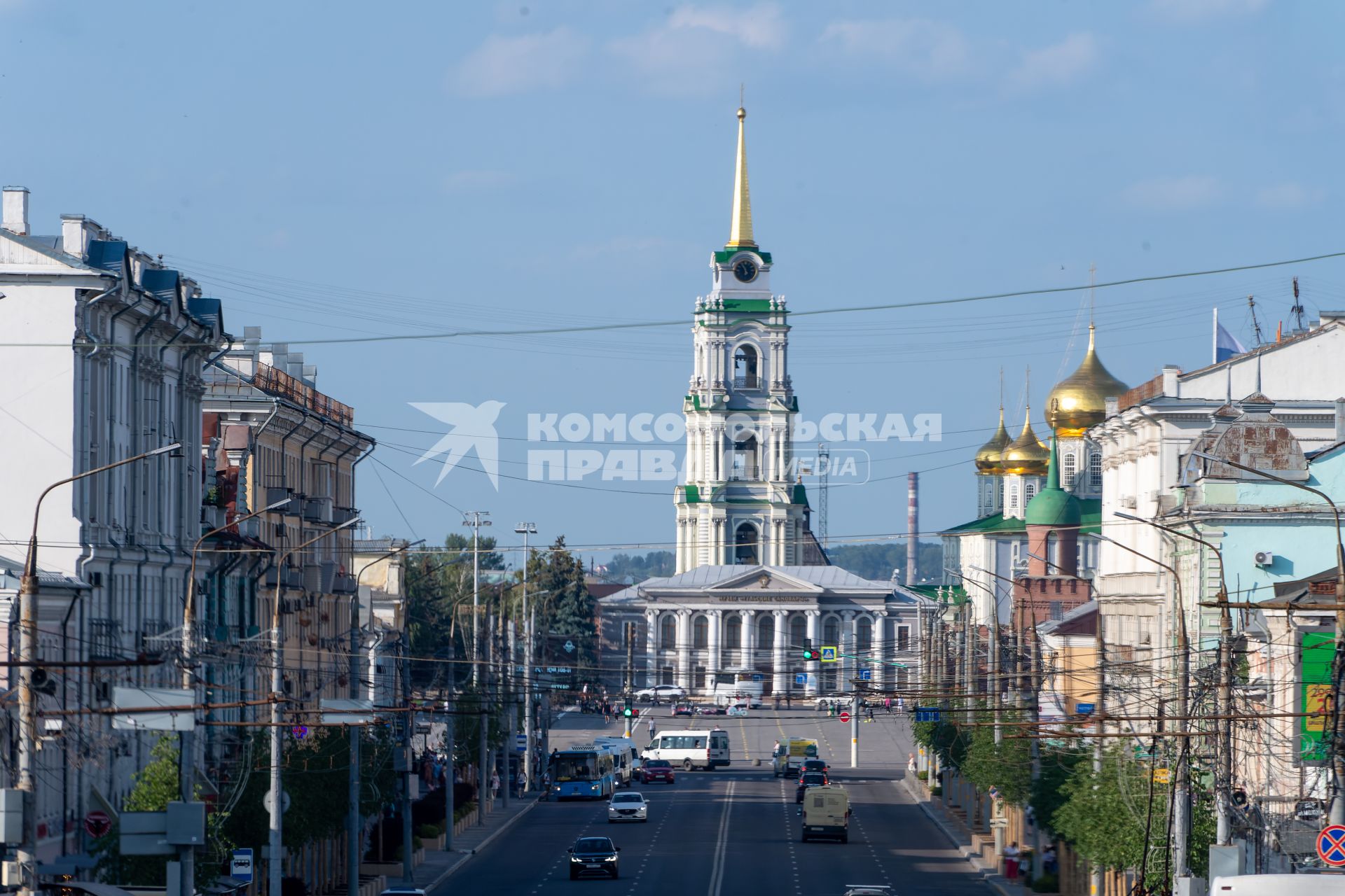 Тула.  Вид на Успенский собор.