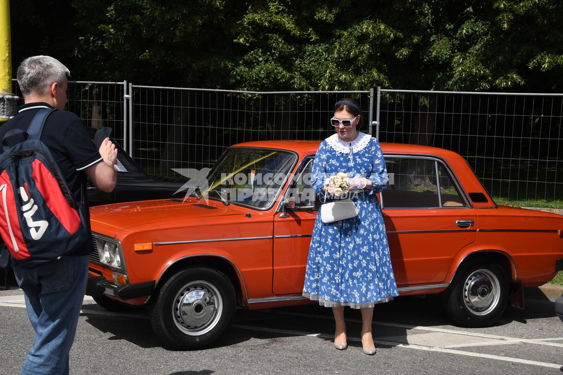 Москва. Автомобиль, представленный на городском фестивале `Ретрорейс` на Воробьевых горах.