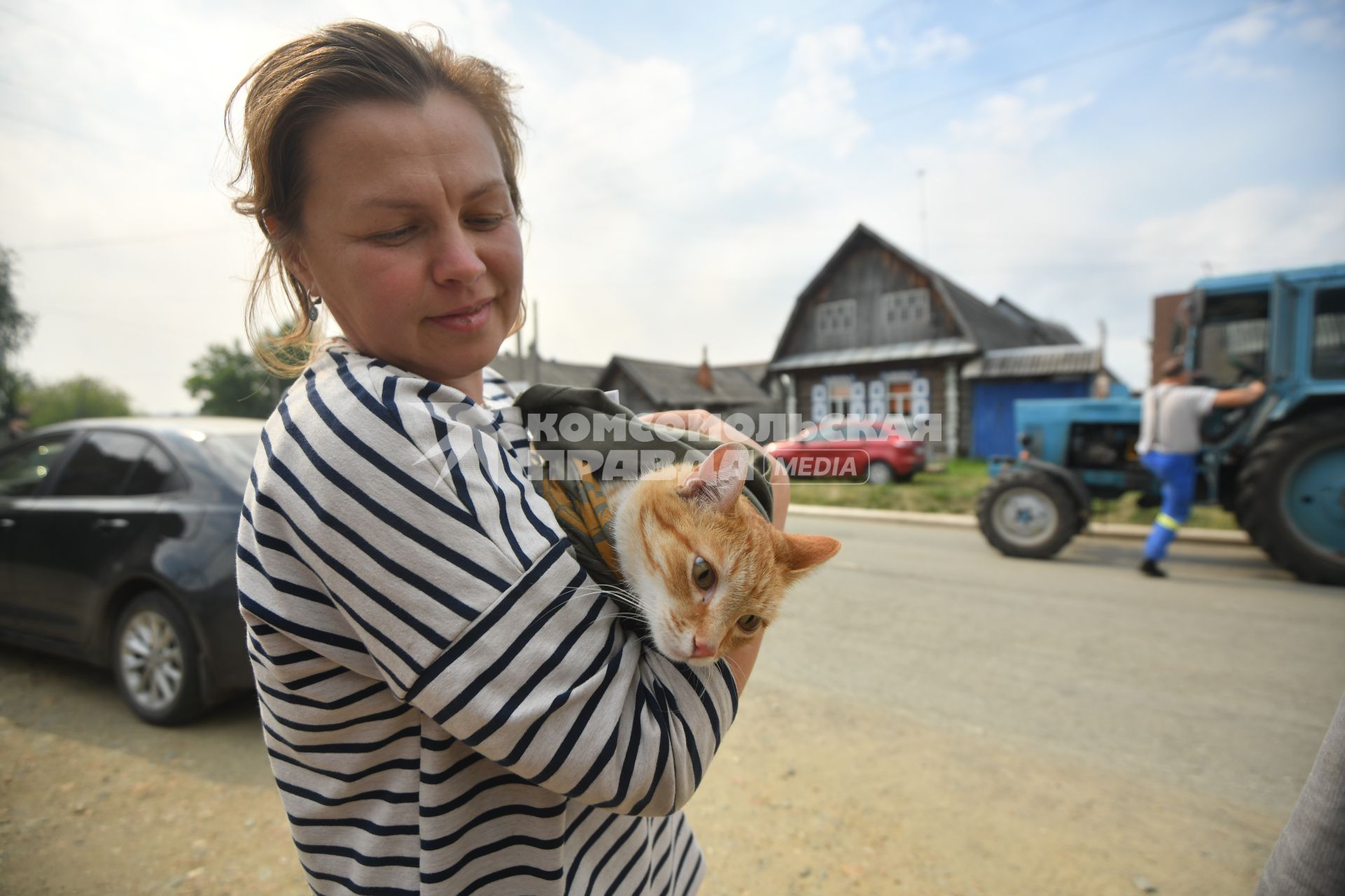 Свердловская область.Кот спасенный в селе Шайдуриха, в котором из-за лесного пожара перекинувшегося на дома, огнем было уничтожено 40 построек и погиб 1 человек