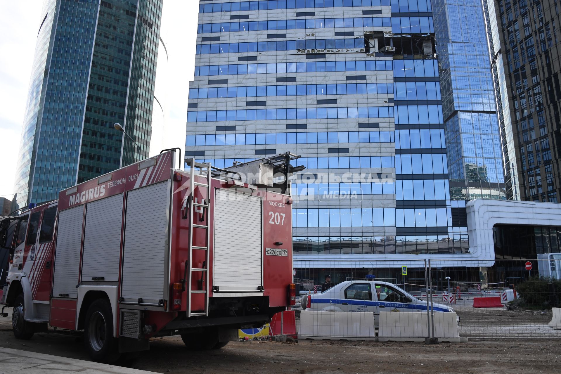Москва. Повреждения и разбитые стекла в здании делового центра `Москва-Cити` в результате атаки украинских беспилотников.