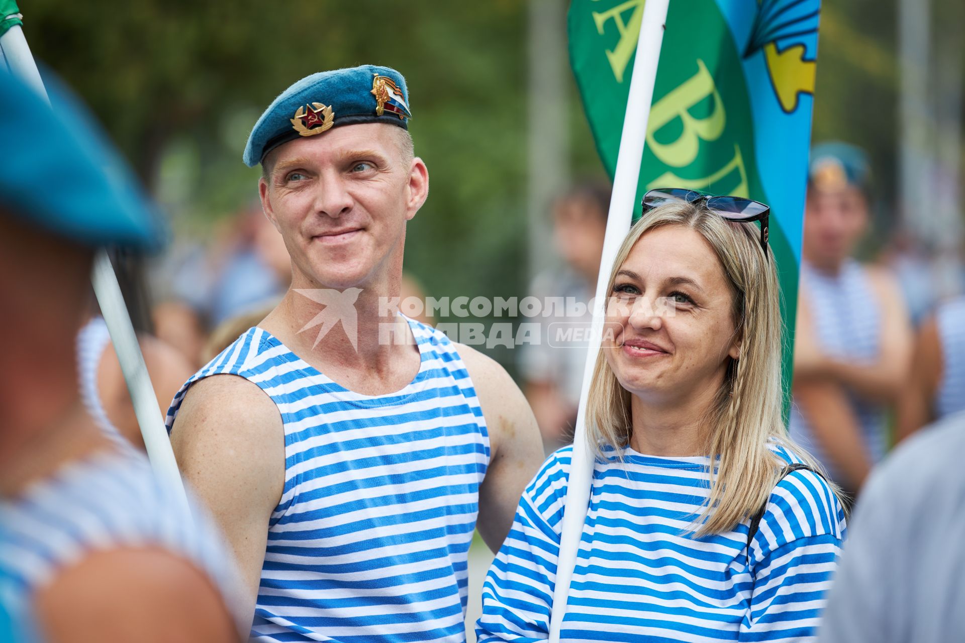 Пермь. Десантники гуляют в День Воздушно-десантных войск России.