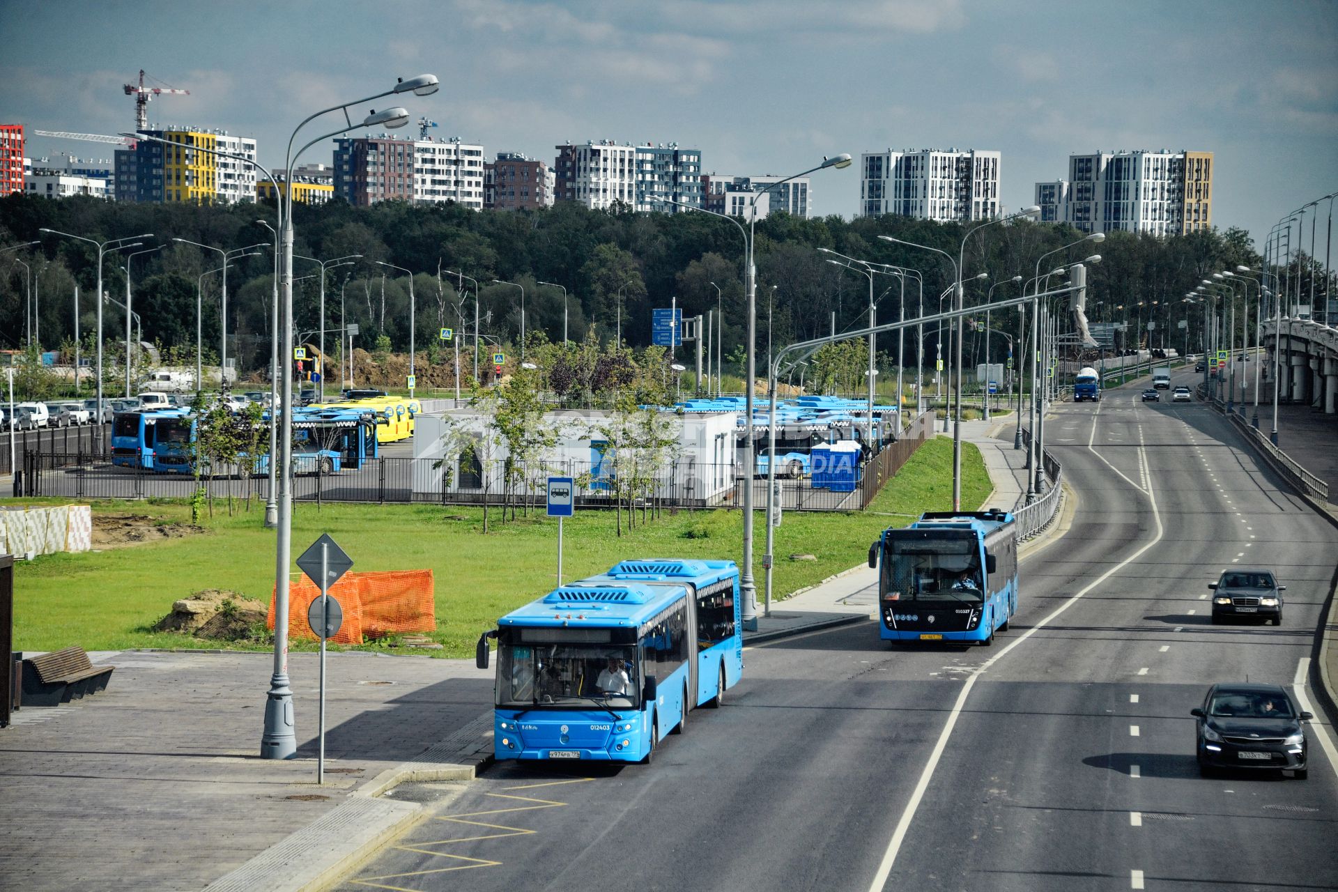 Москва.  Вид на новостройки города.