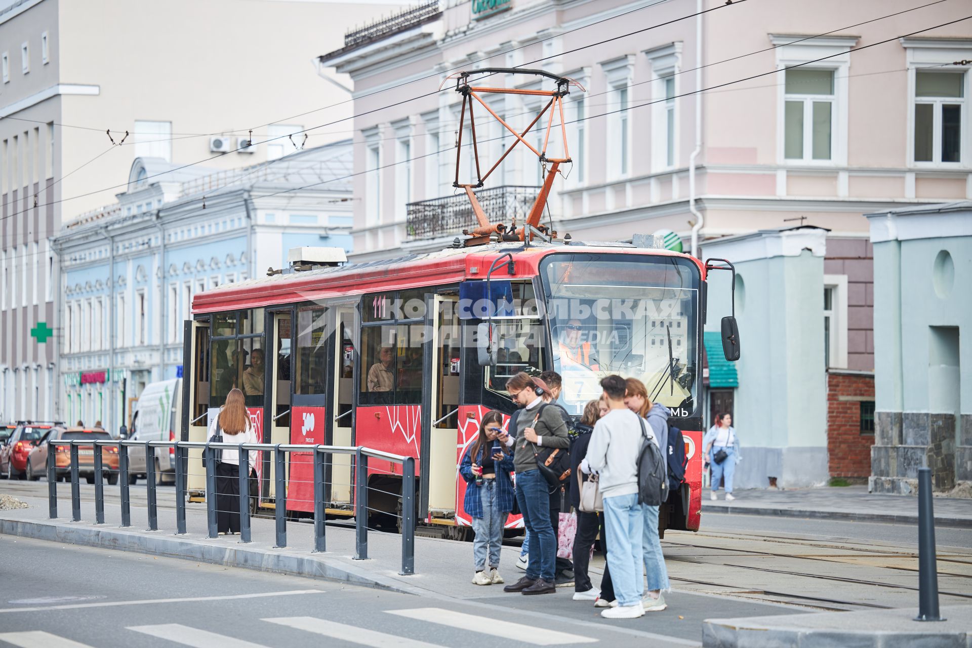 Пермь. Пешеходы на улице.