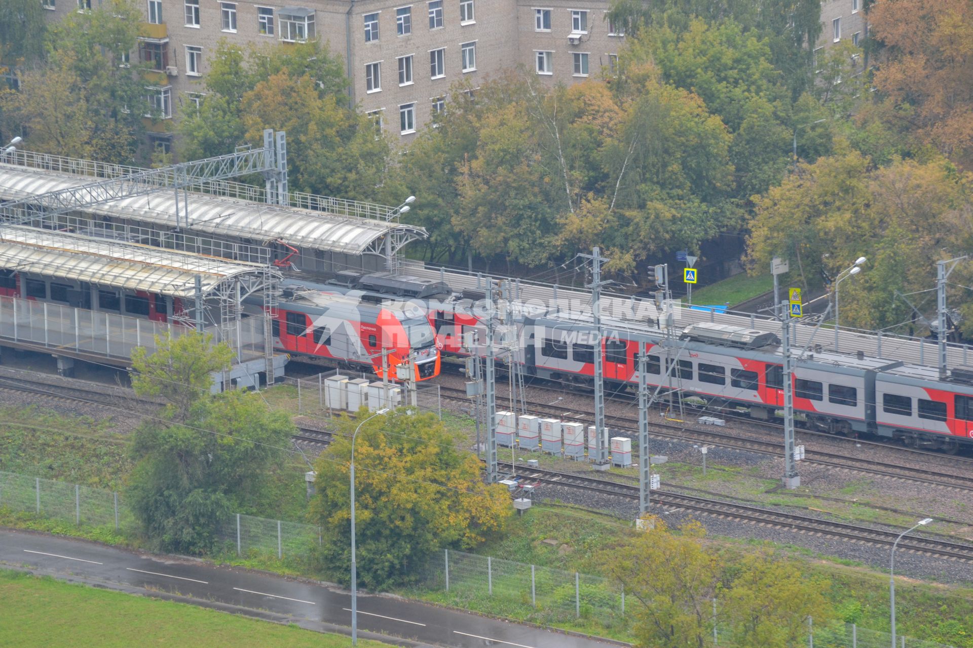 Москва.  Вид на железную дорогу сверху.