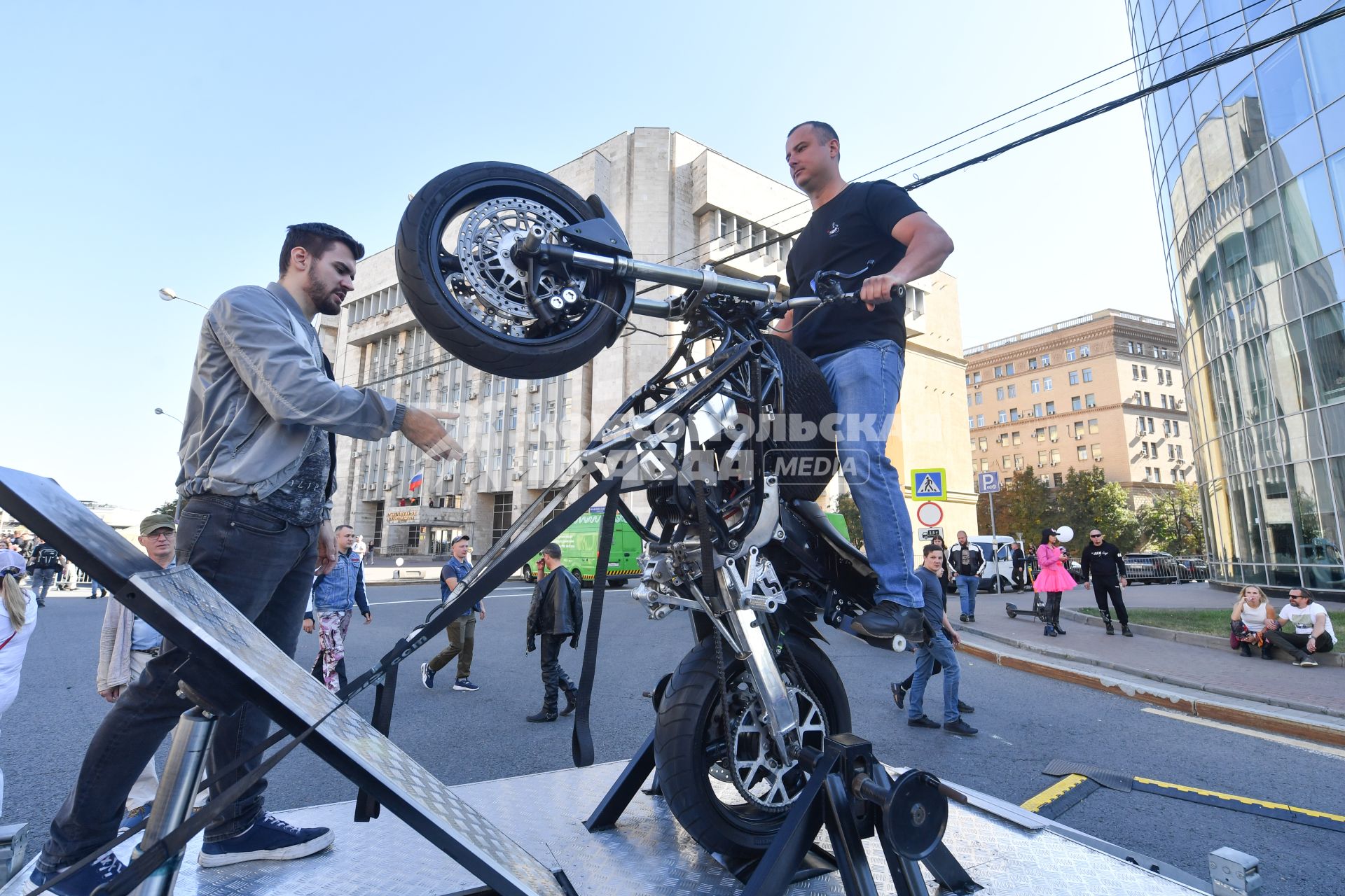 Закрытие мотосезона в Москве