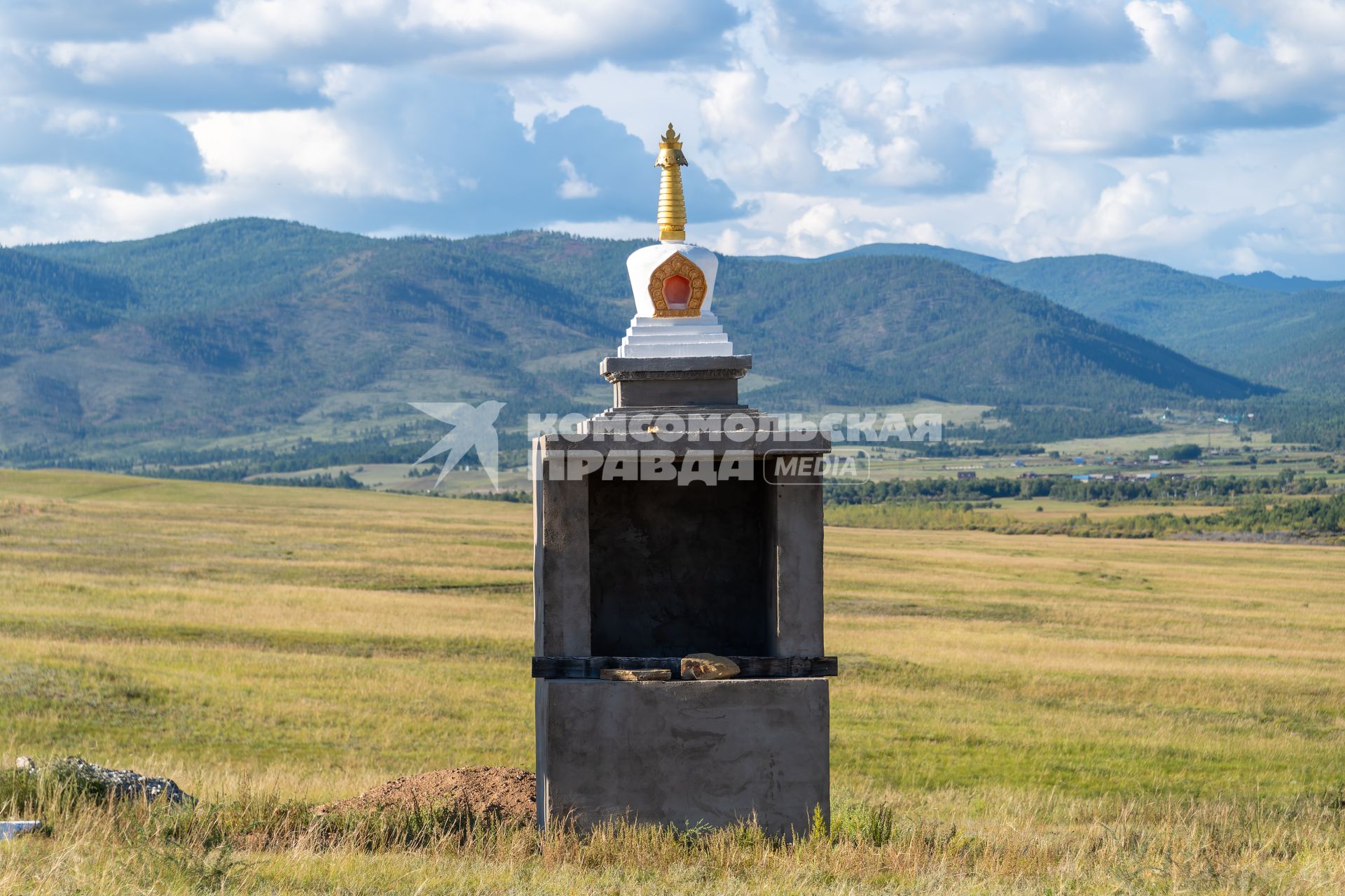 Республика Бурятия, с. Нарын-Ацагат. На территории Ацагатского дацана.