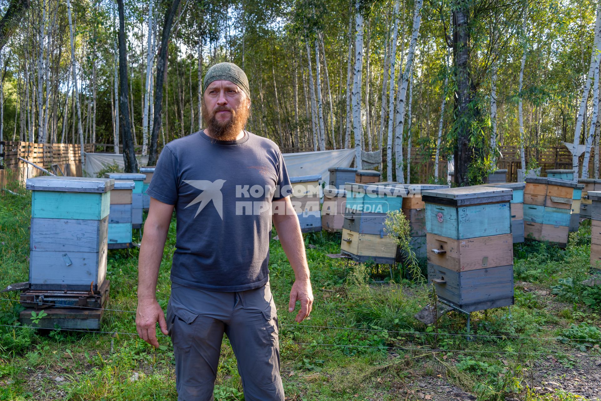 Хабаровский край, п. Кругликово. Один из первых хабаровских гектарщиков, пчеловод Сергей Суровцев.