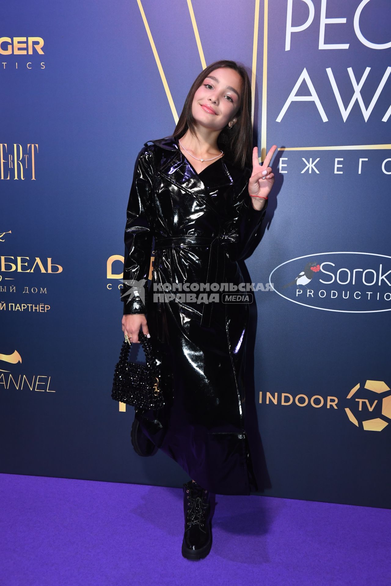 Москва. Певица Фариза Дзгоева на церемонии вручения `Fashion People Awards 2023` в Известия Hall.