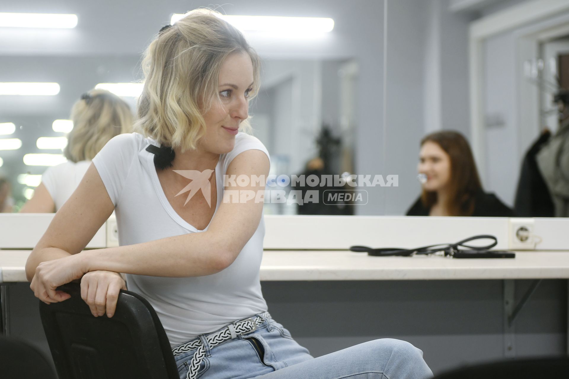 Екатеринбург. Актриса Яна Крайнова во время интервью