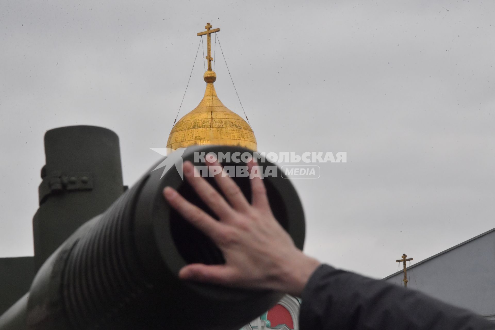 Москва. Выставка, посвященная Дню народного единства и 82-й годовщине со дня проведения военного парада 7 ноября 1941 года на Красной площади.