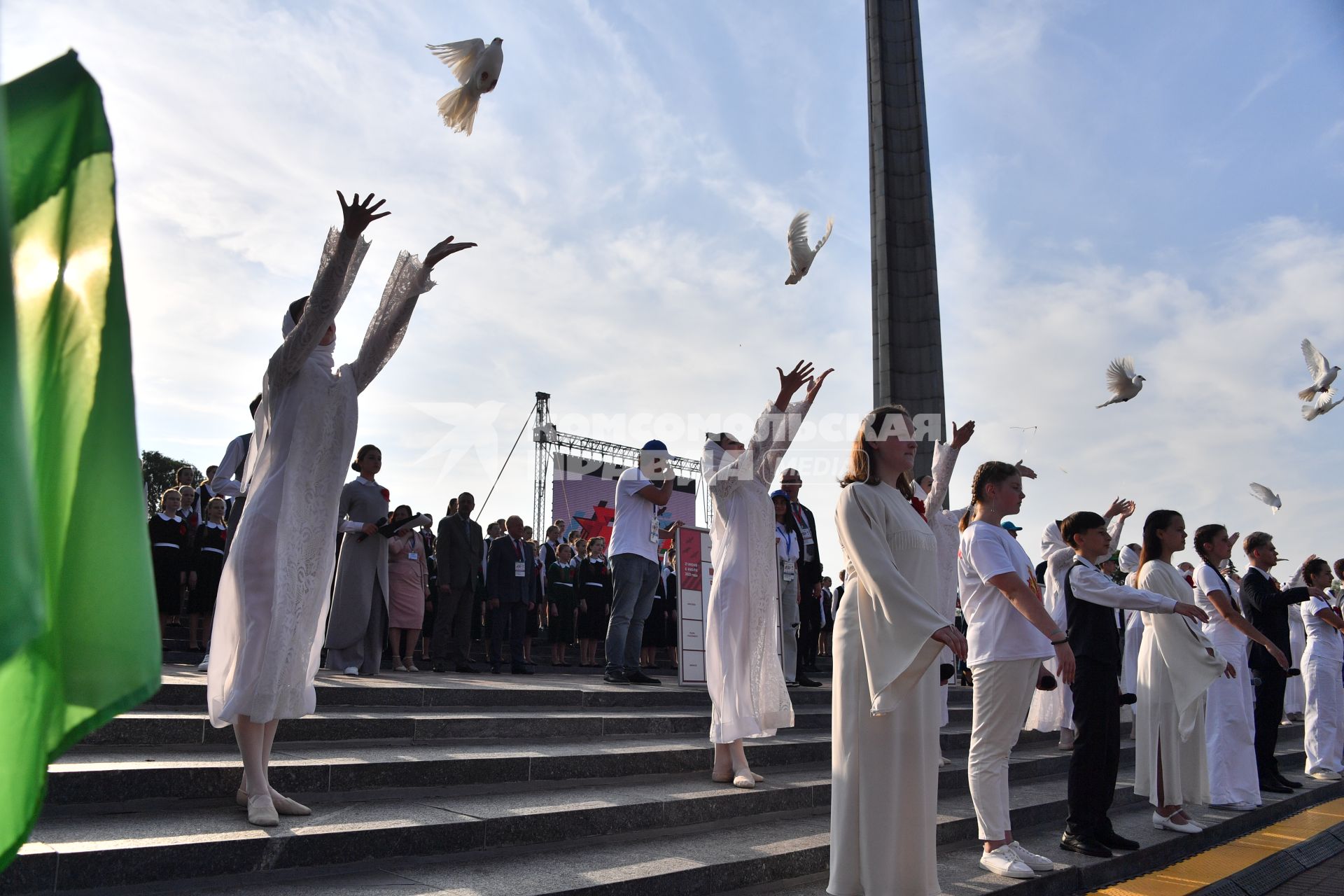 Брест. Митинг-реквием, посвященный Дню всенародной памяти жертв Великой Отечественнной войны и геноцида белорусского народа на территории мемориального комплекса `Брестская крепость-герой`.