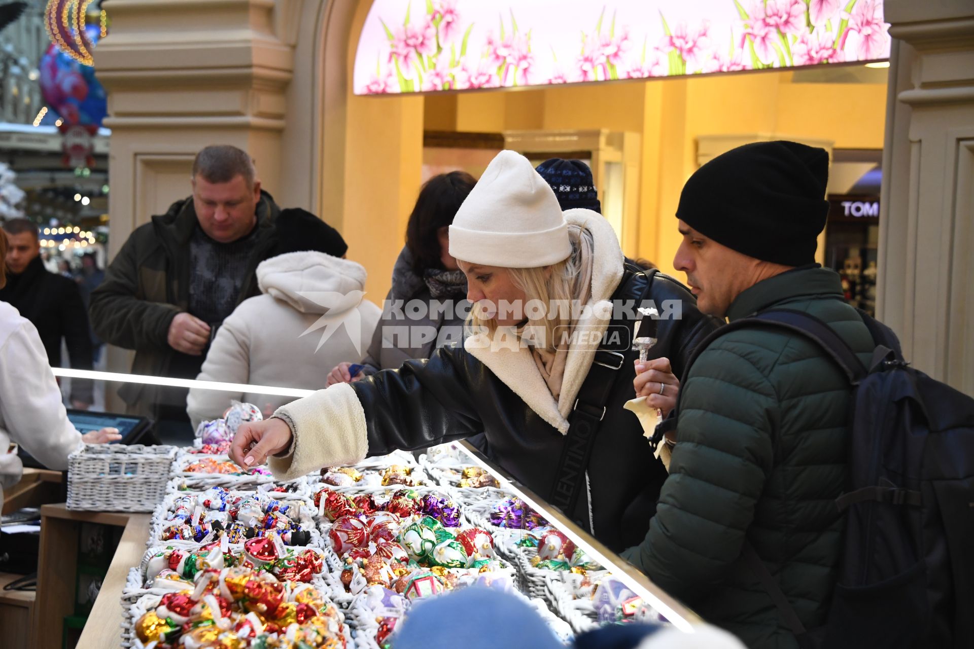 Новогодняя торговля в ГУМе