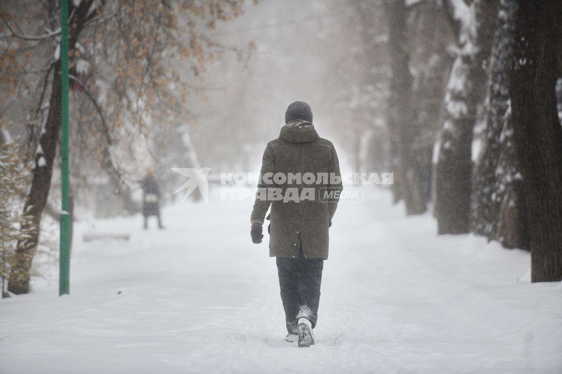 Последствия снегопада в Екатеринбурге