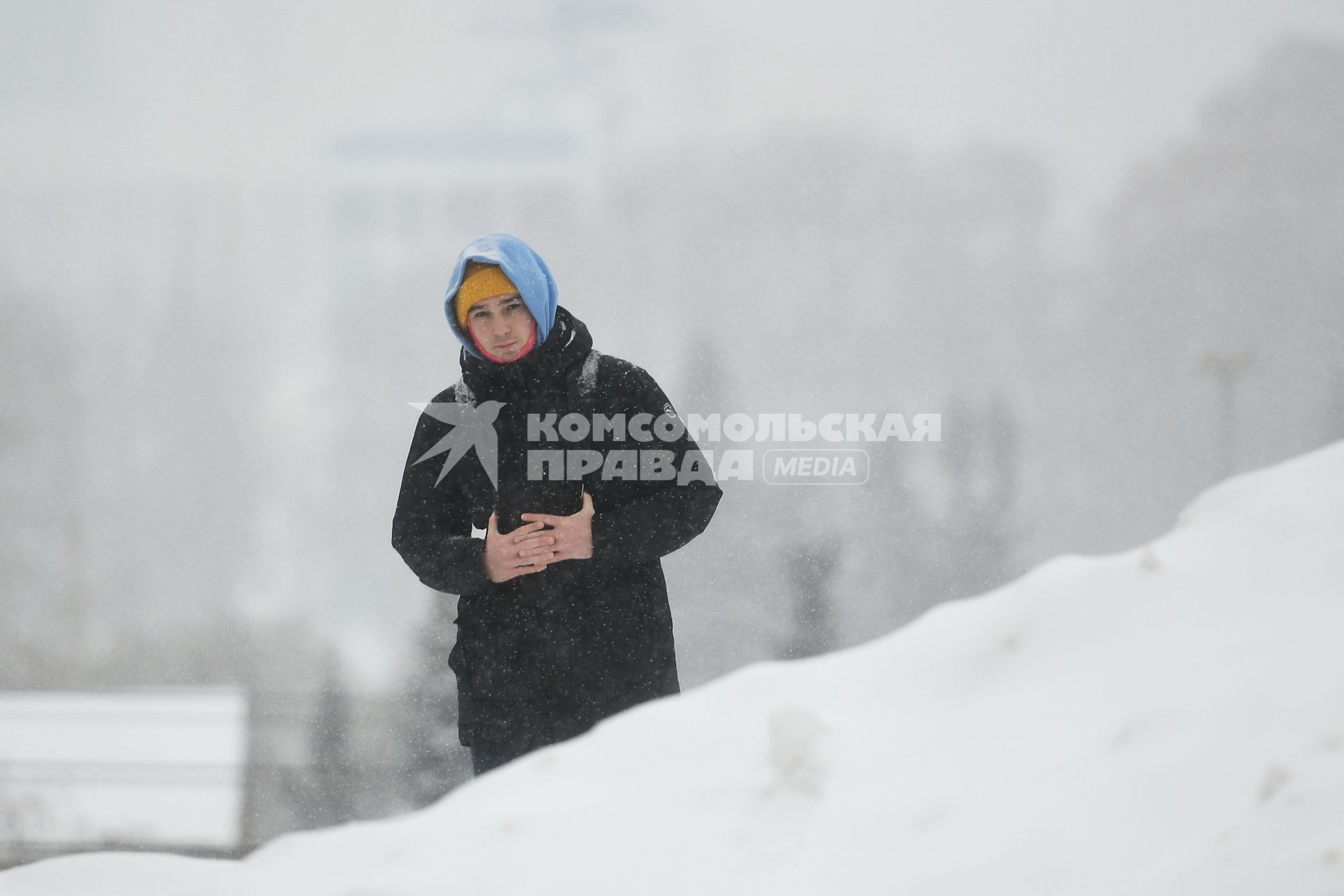 Последствия снегопада в Екатеринбурге