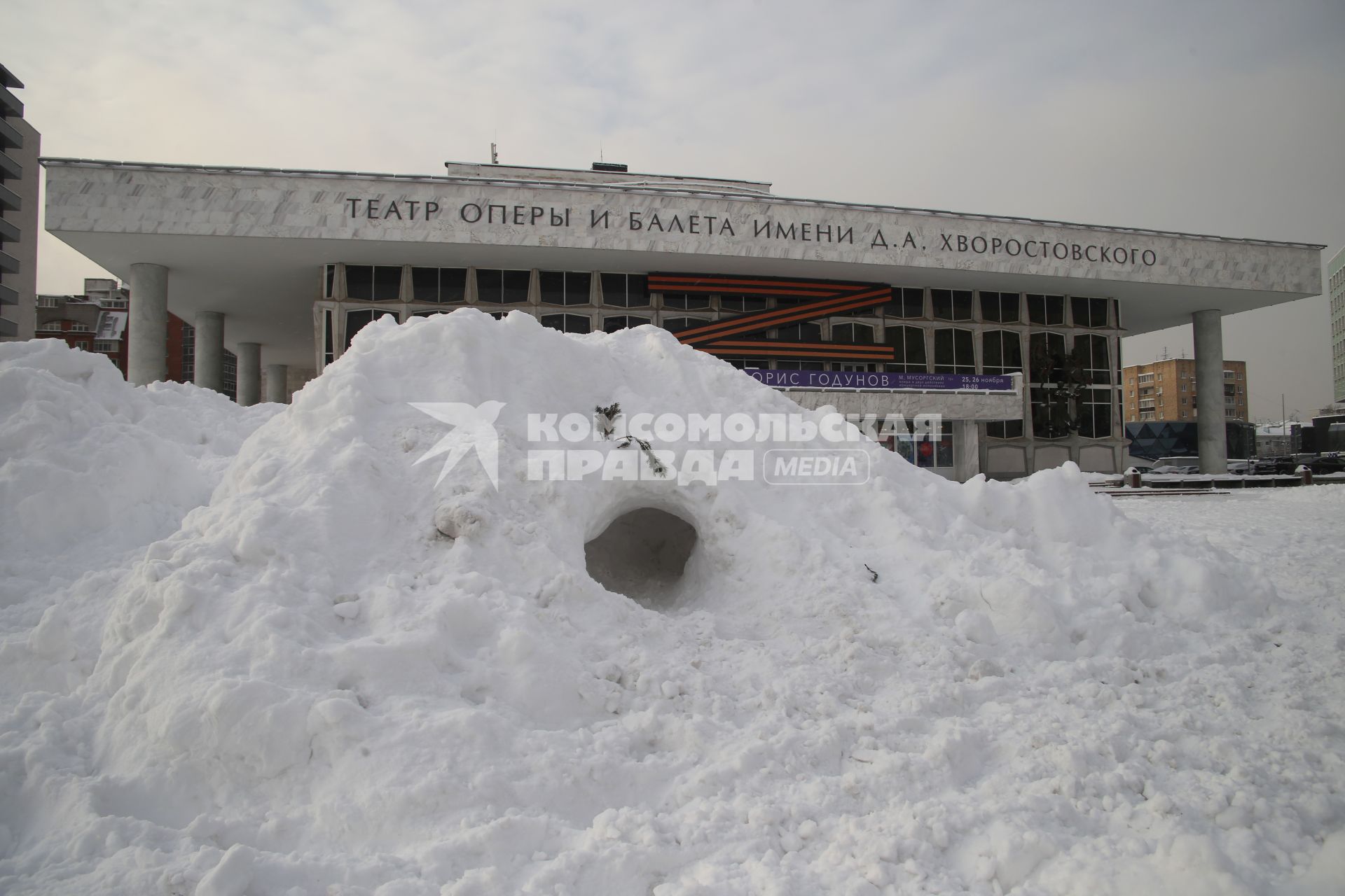 Последствия снегопада в Красноярске