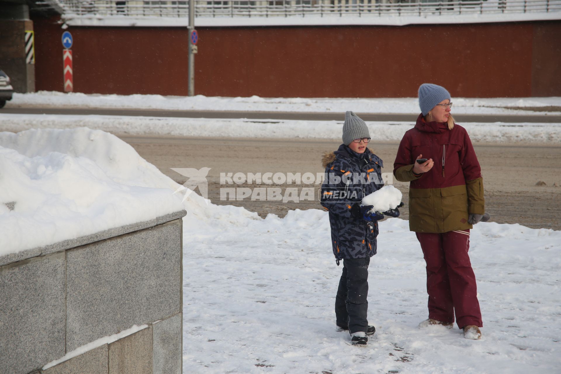 Последствия снегопада в Красноярске