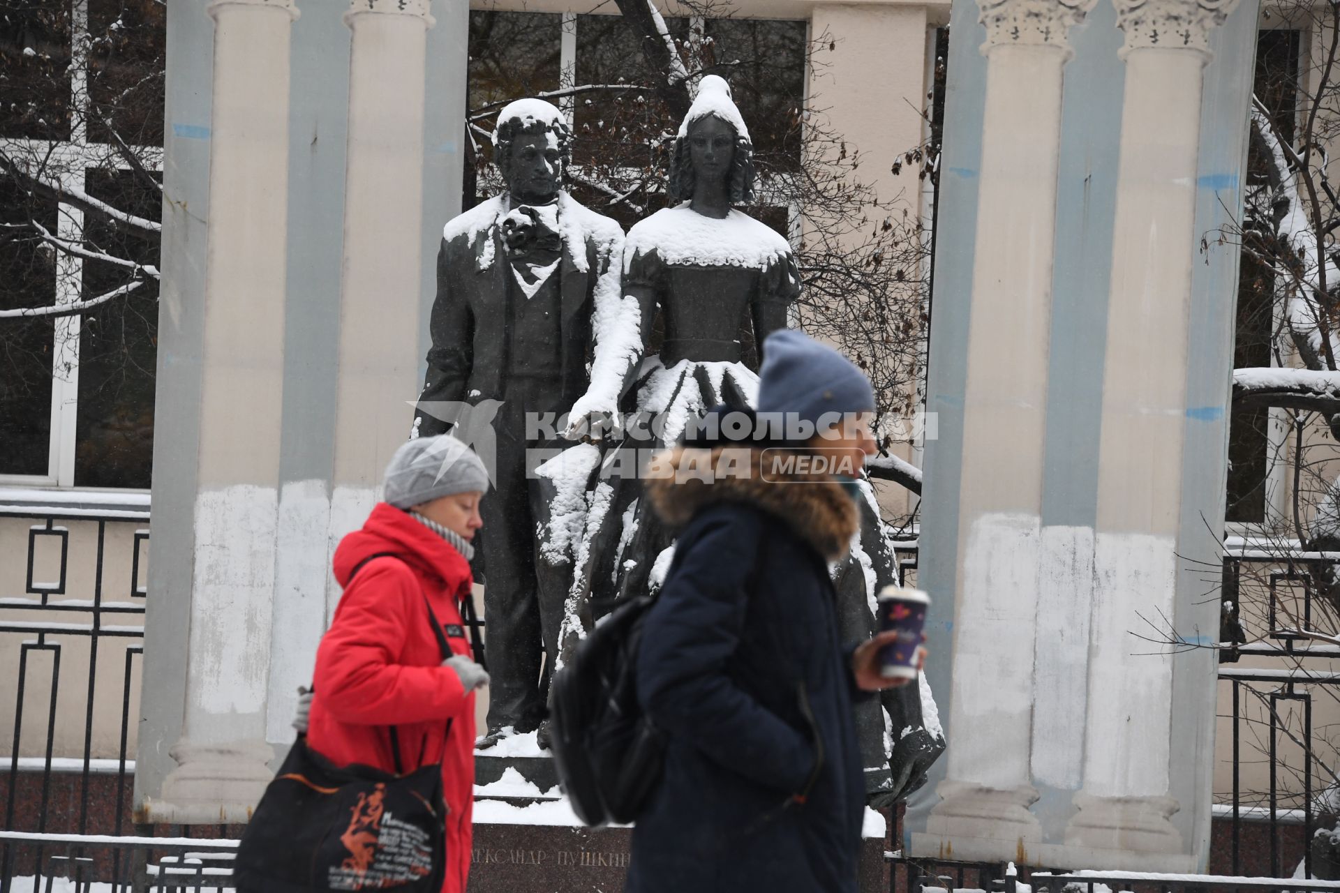 Последствия снегопада в Москве