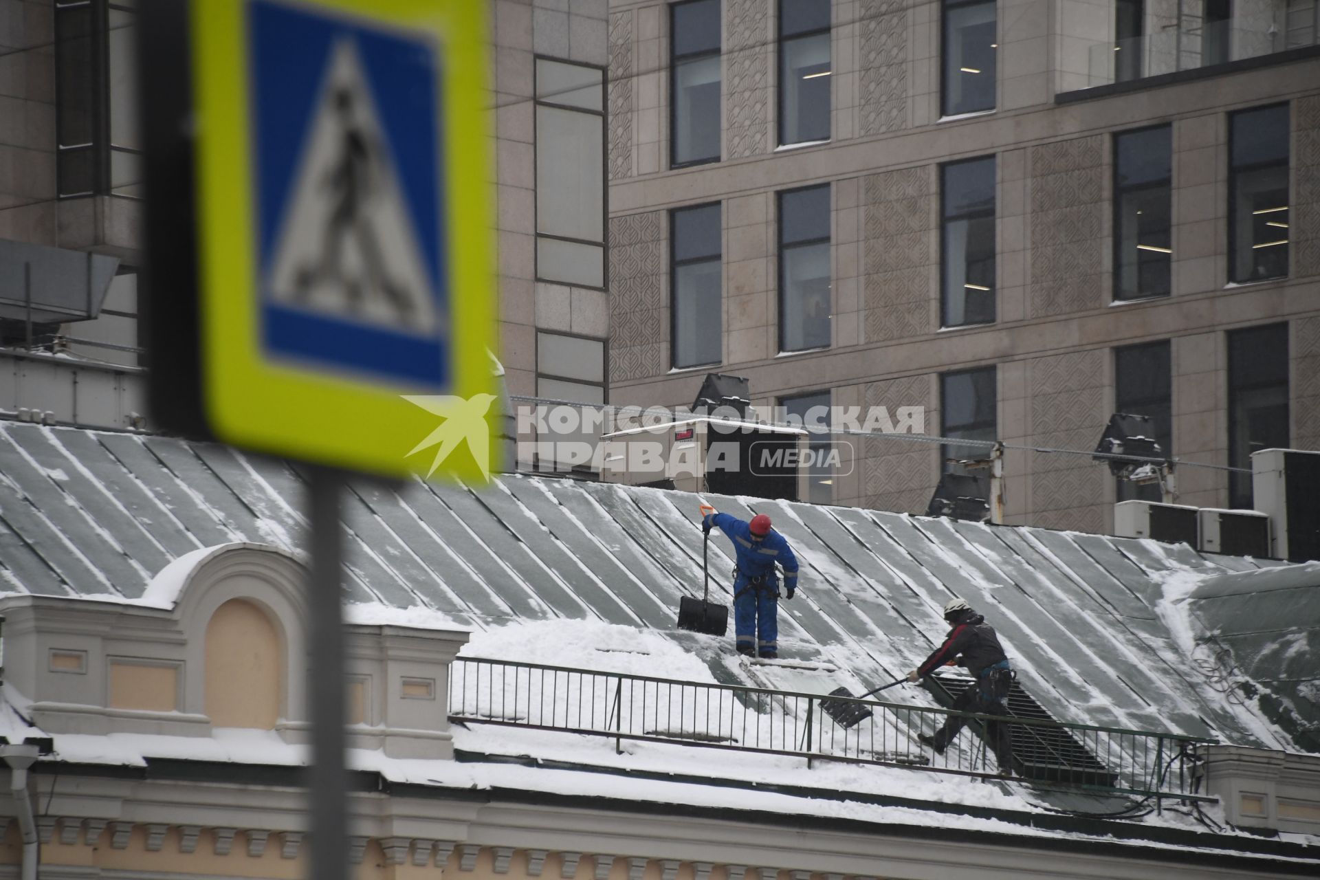 Последствия снегопада в Москве