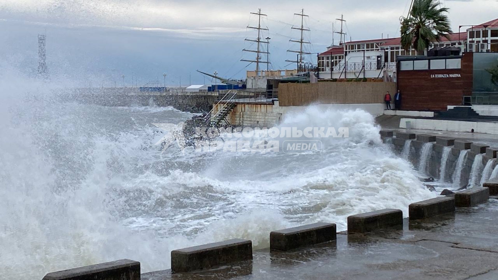 Последствия урагана в Сочи