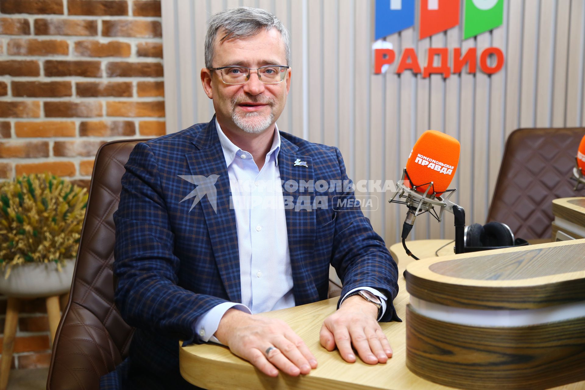 Валерий Федоров на радиостанции `Комсомольская правда`