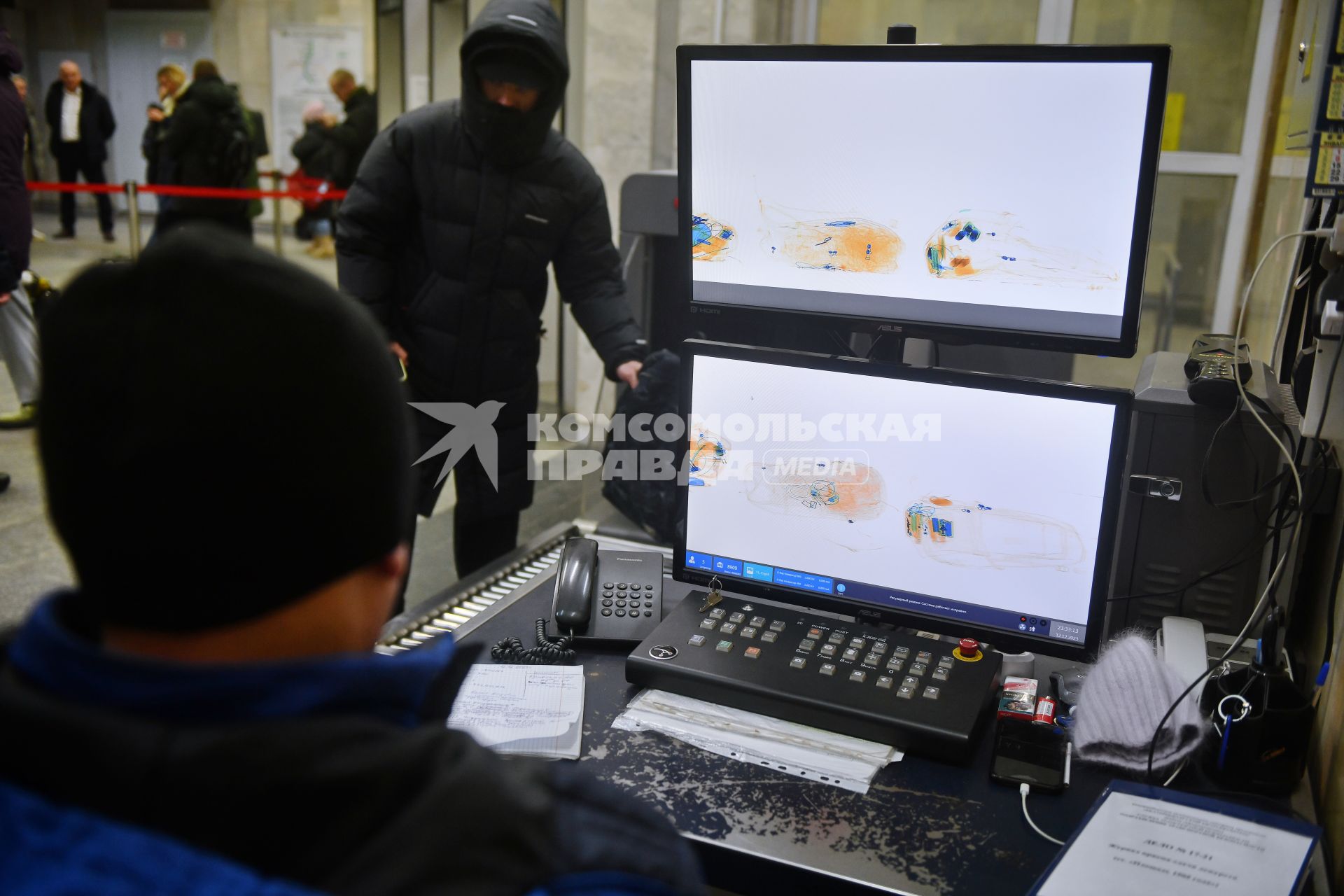 Замена туриникетов на станции метро Площадь 1905 года\' в Екатеринбурге