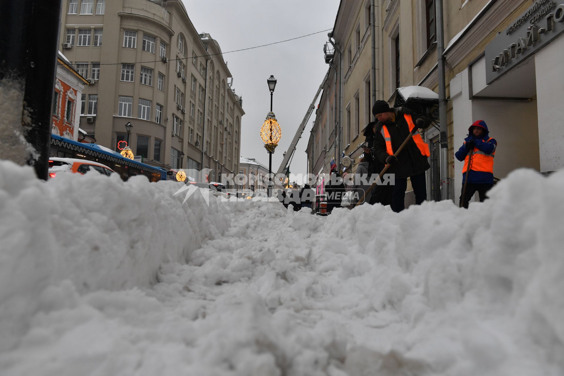 Снег в Москве