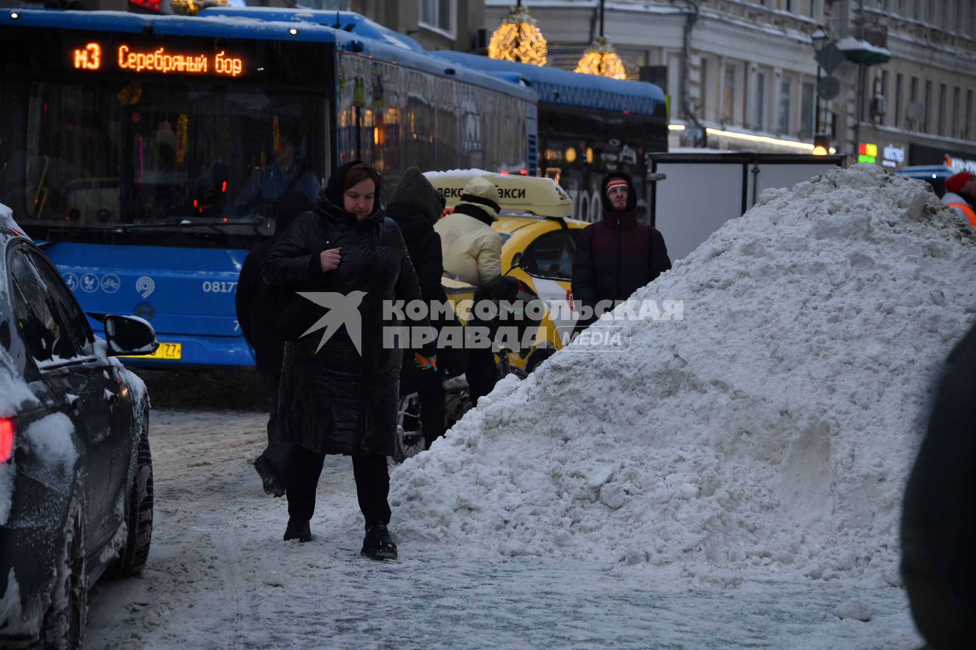 Снег в Москве