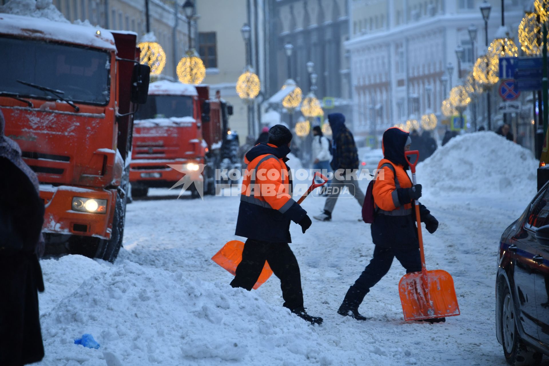 Снег в Москве