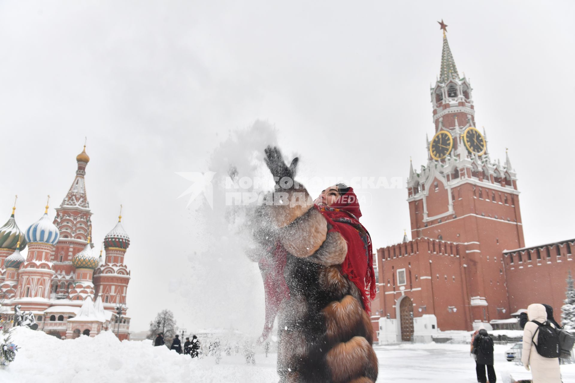 Снег в Москве