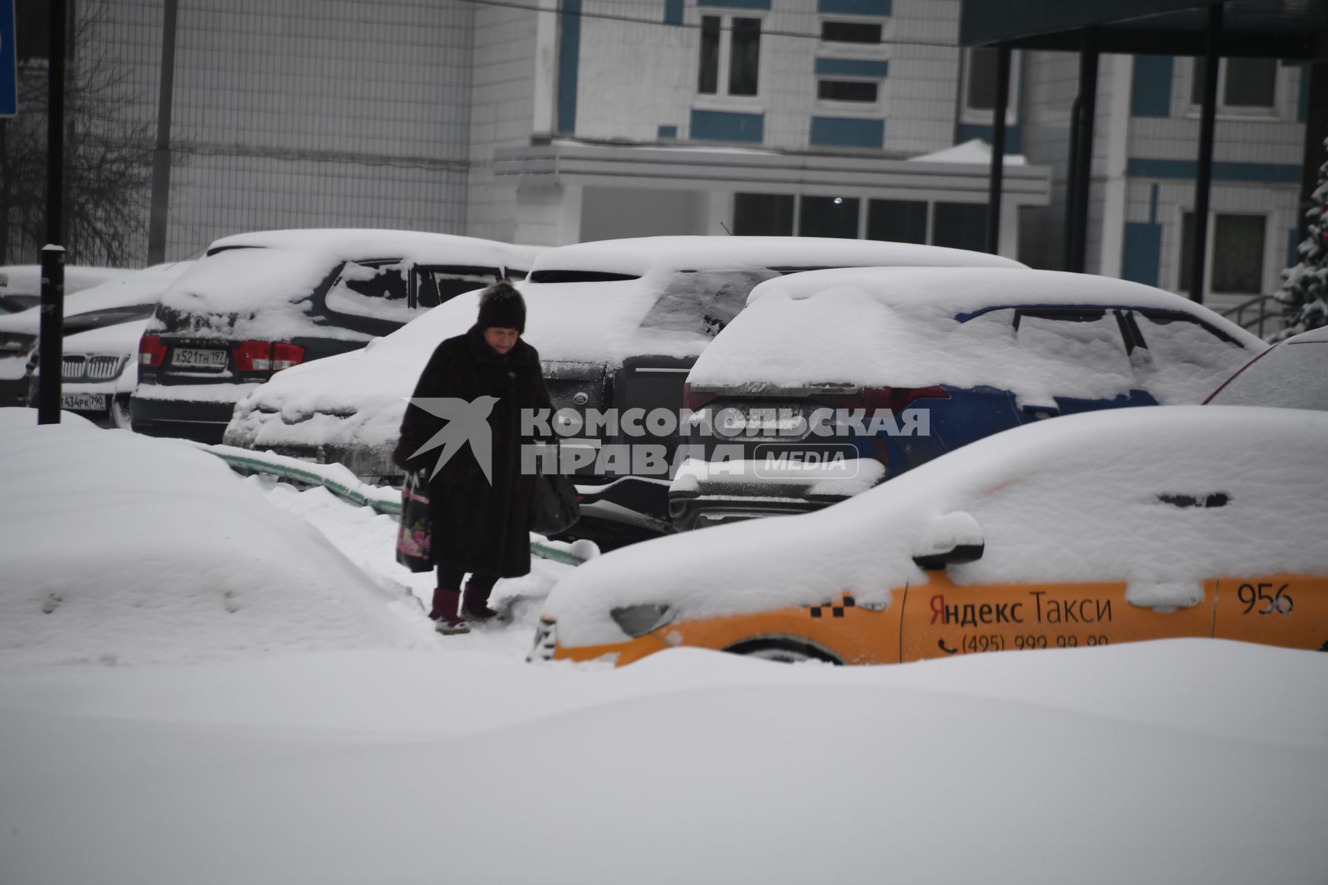 Последствия снегопада в Москве