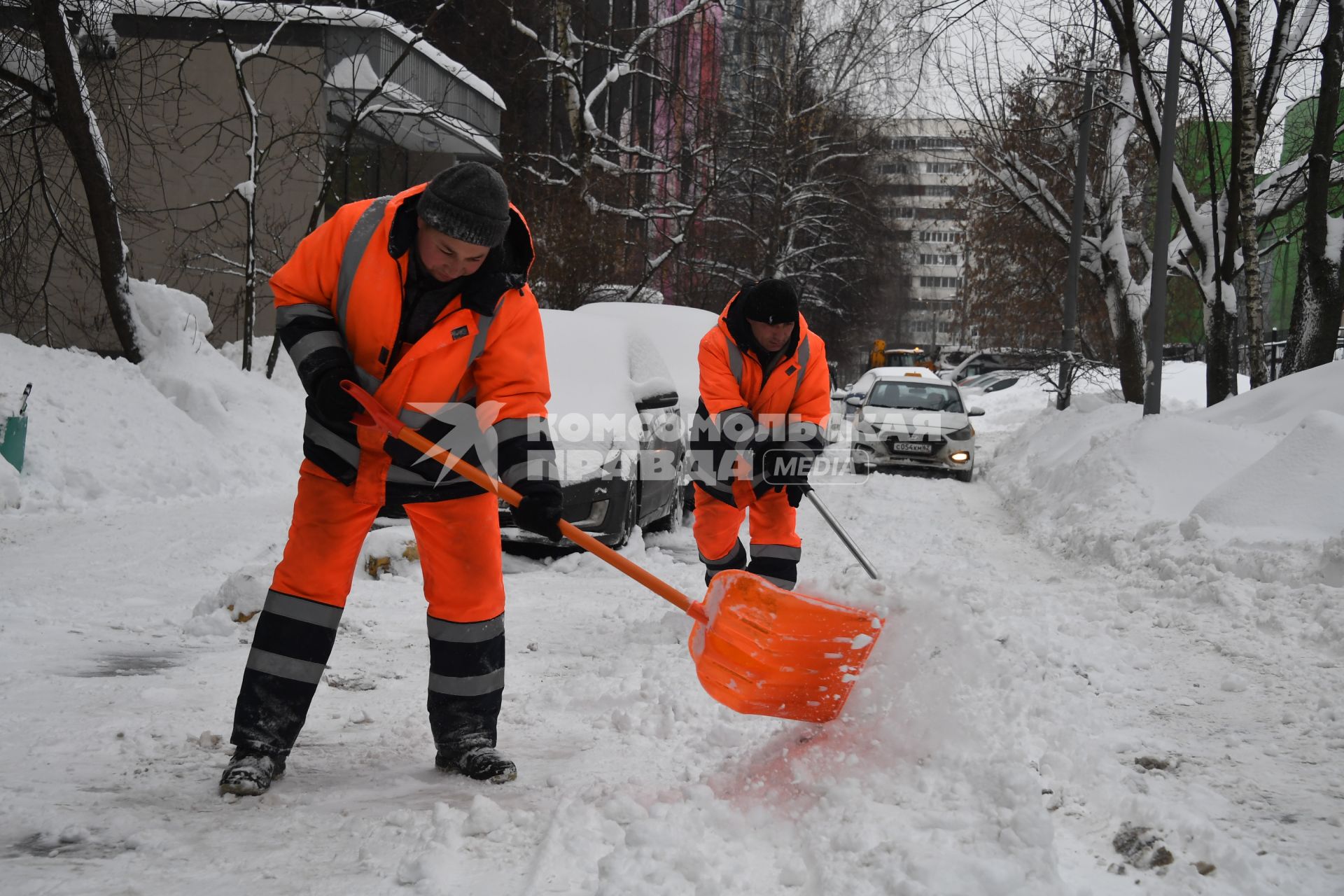 Последствия снегопада в Москве