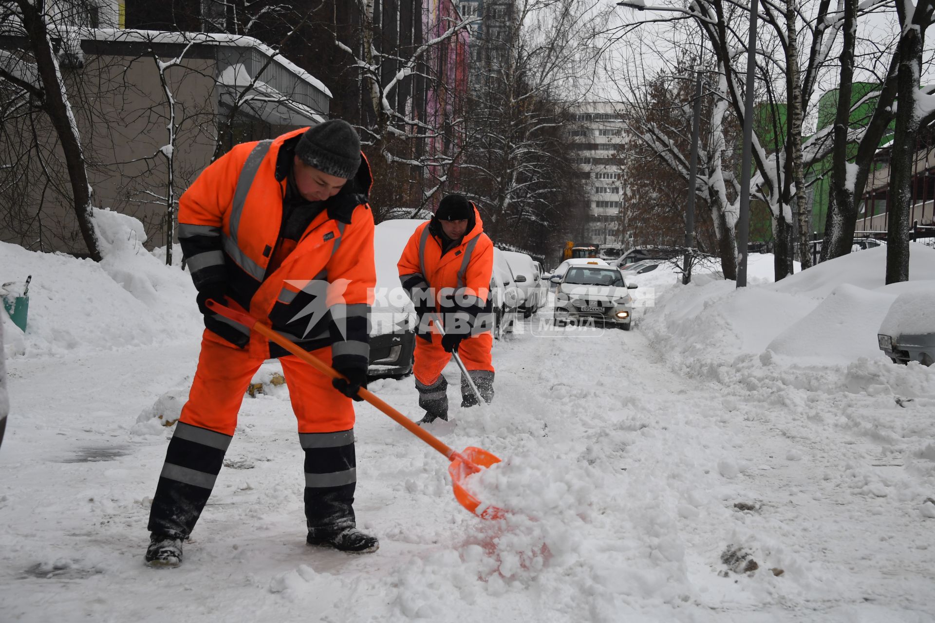 Последствия снегопада в Москве