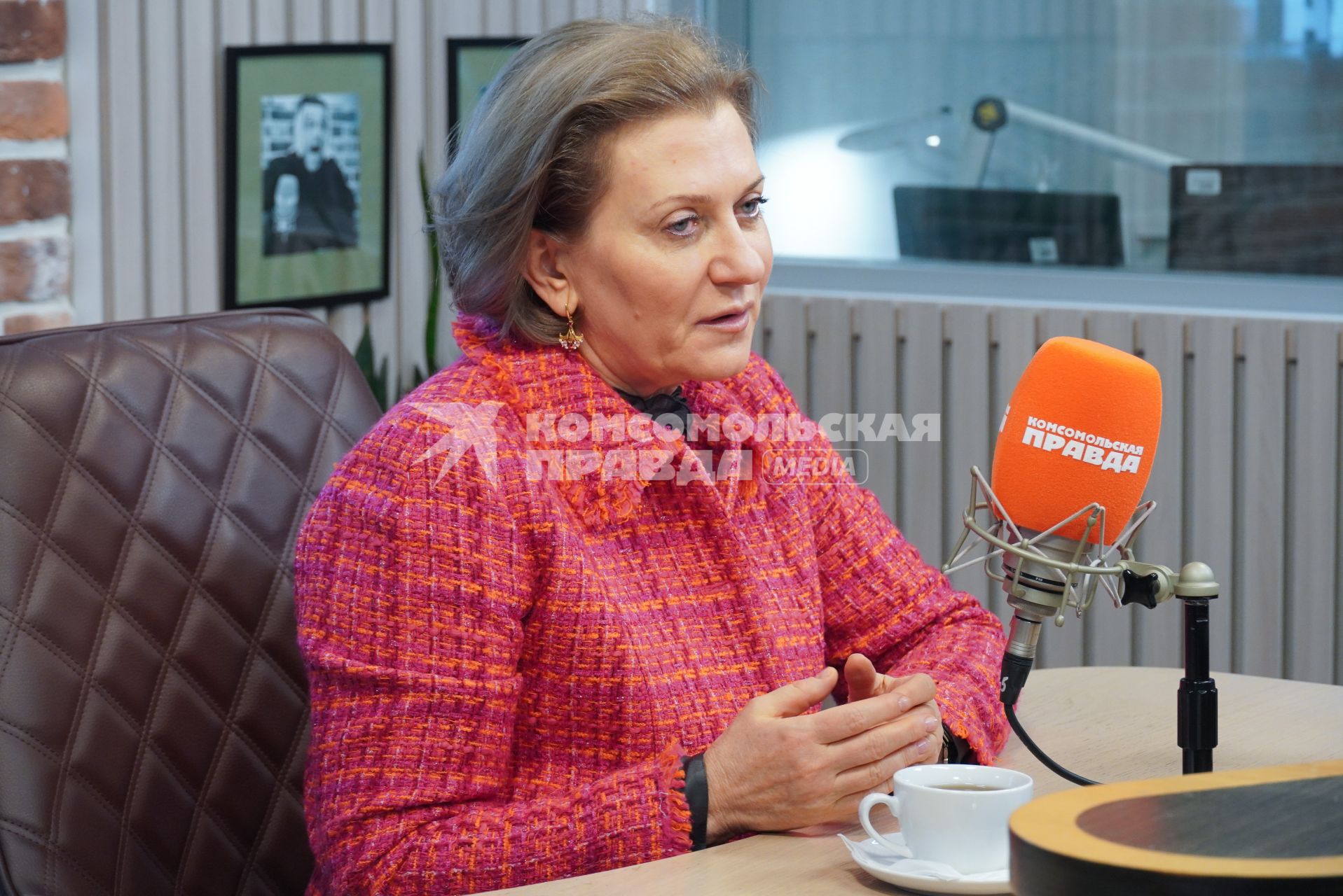 Анна Попова на радиостанции `Комсомольская правда`