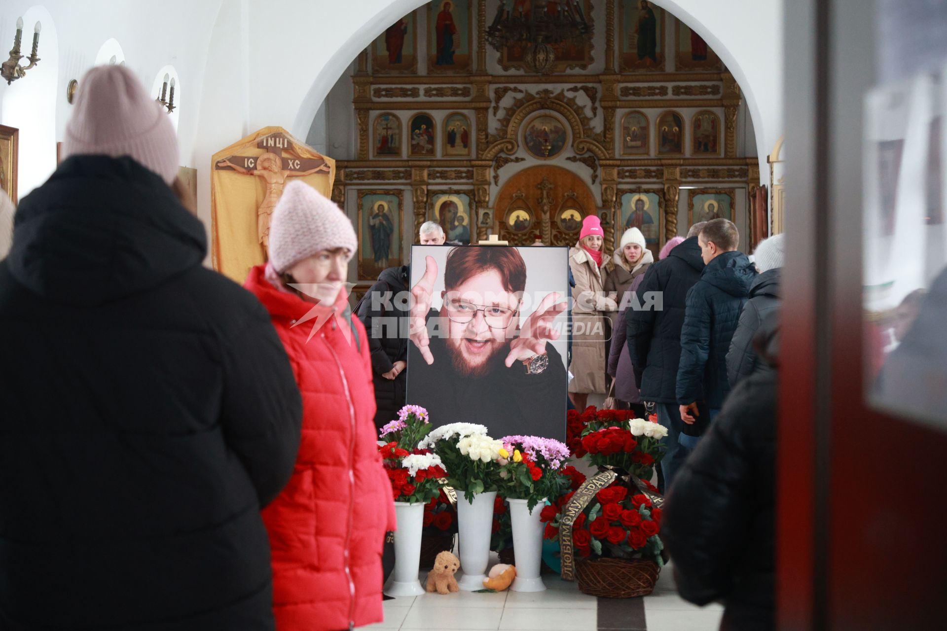 Прощание с шоуменом Дмитрием Красиловым в Заринске