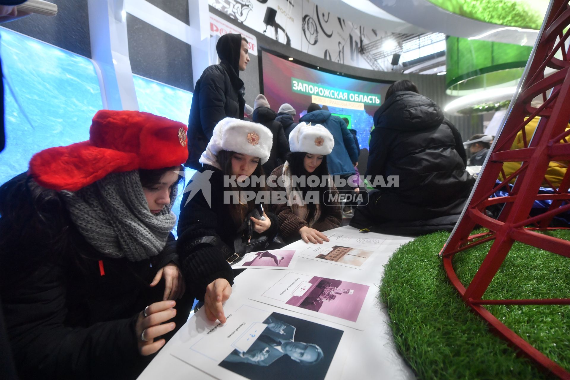 Дети из Запорожской области посетили выставку на ВДНХ