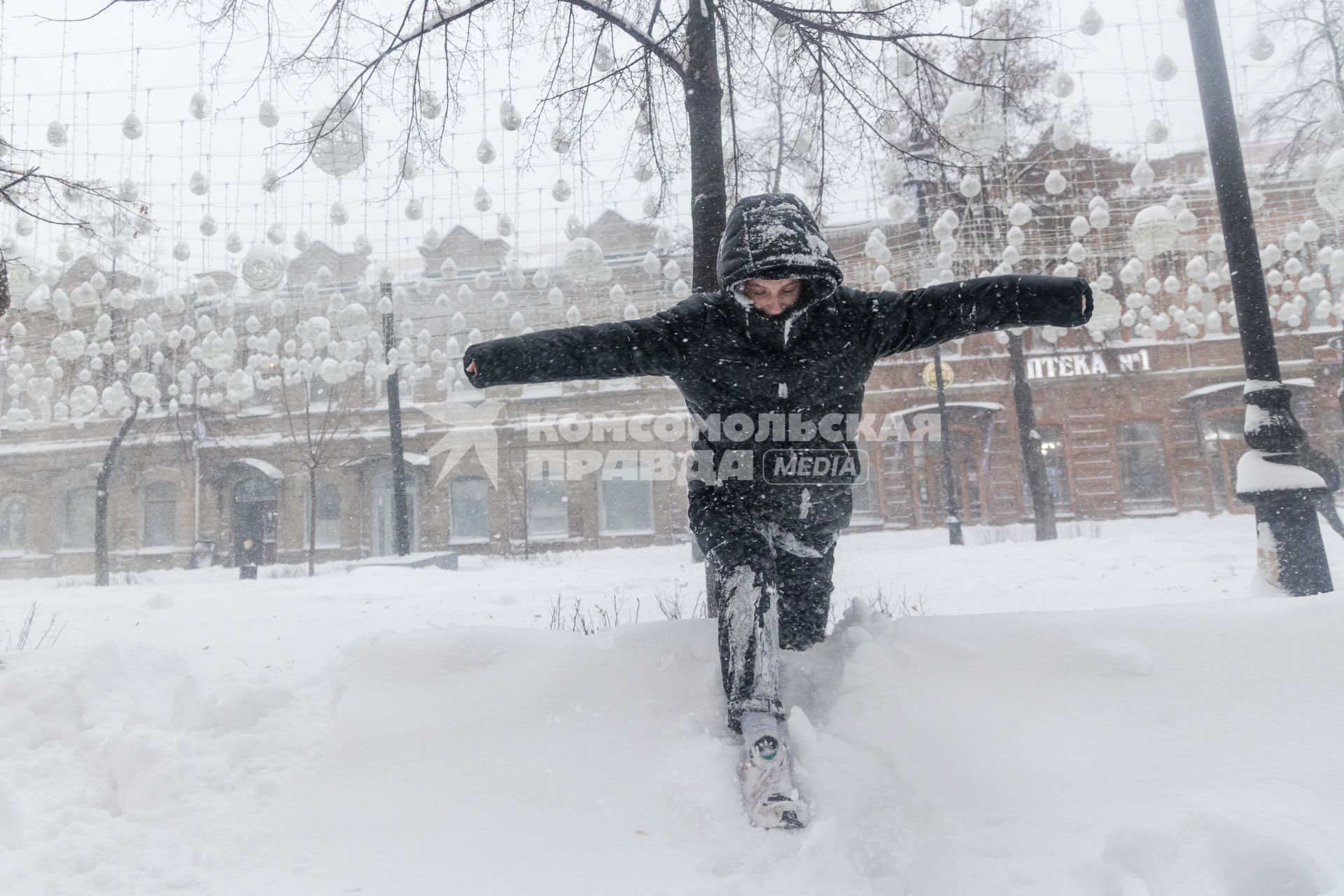 Сильный снегопад в Челябинске