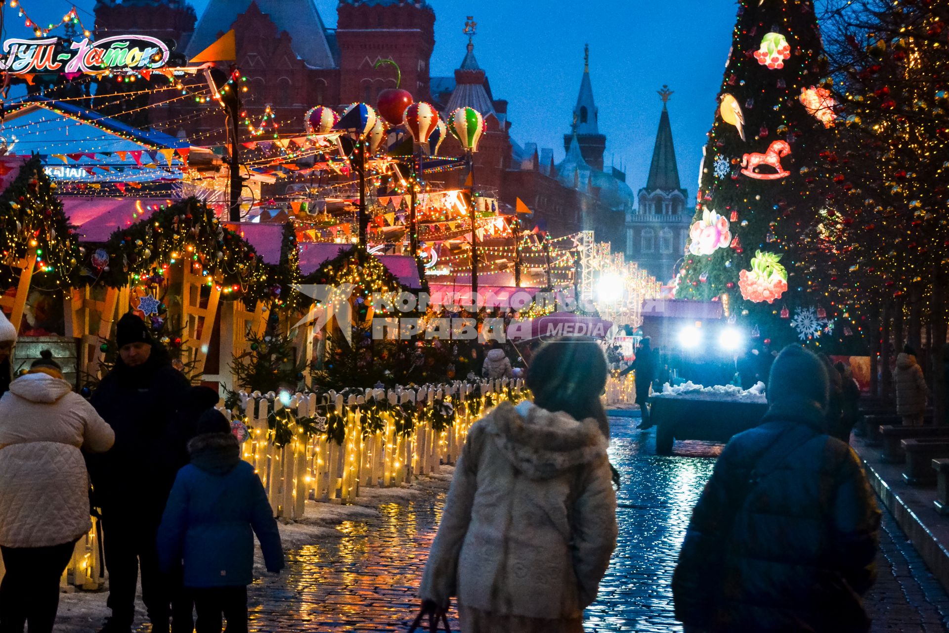 Предновогодняя Москва