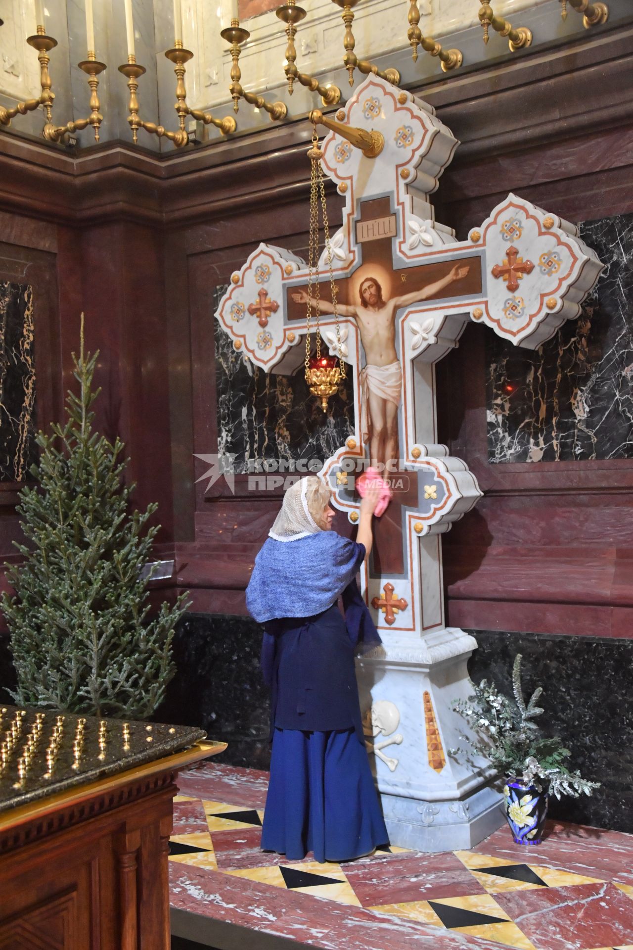 Рождественское богослужение в храме Христа Спасителя в Москве