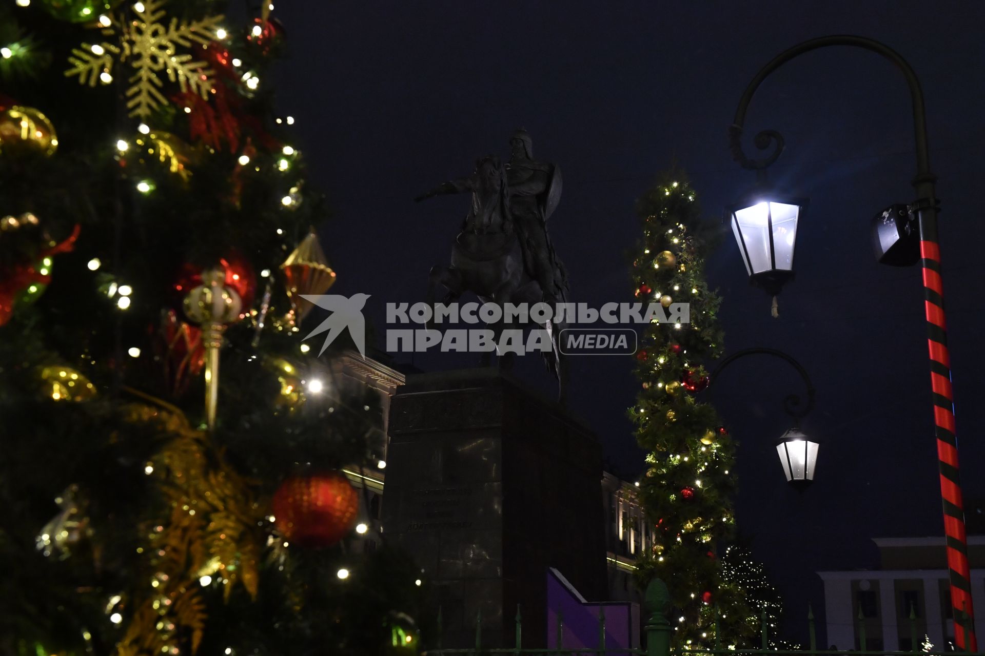 Предновогодняя Москва