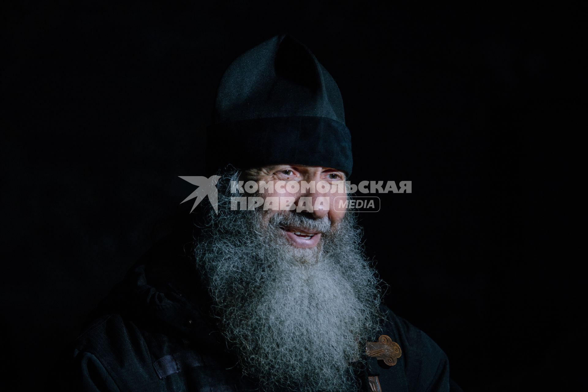 Священник отец Владимир приехал на Рождество к бойцам в зону спецоперации
