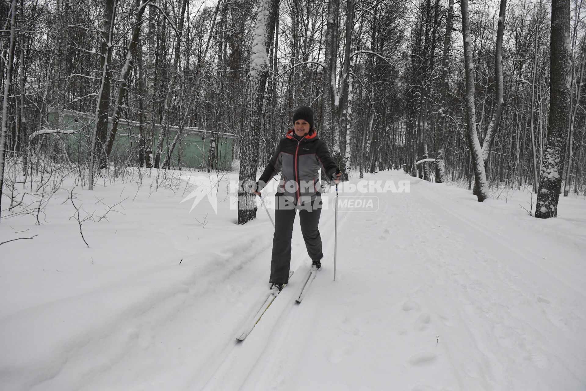 Прокат лыж в парке `Сокольники`