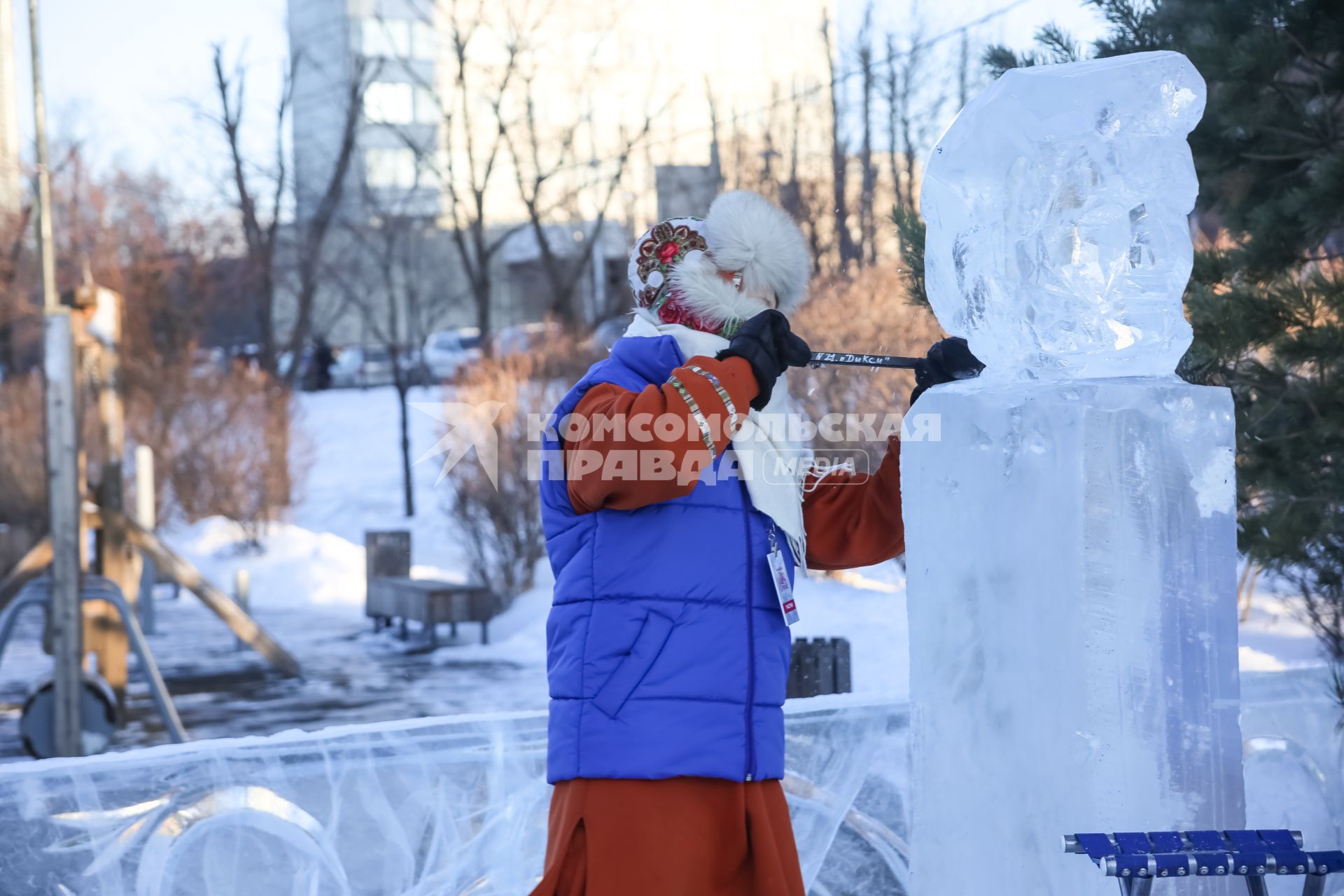 Конкурс ледовых скульптур `Волшебный лед Сибири` в Красноярске