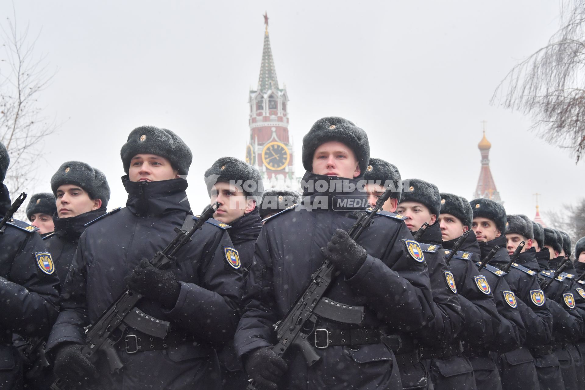 Принятие присяги военнослужащими Президентского полка России