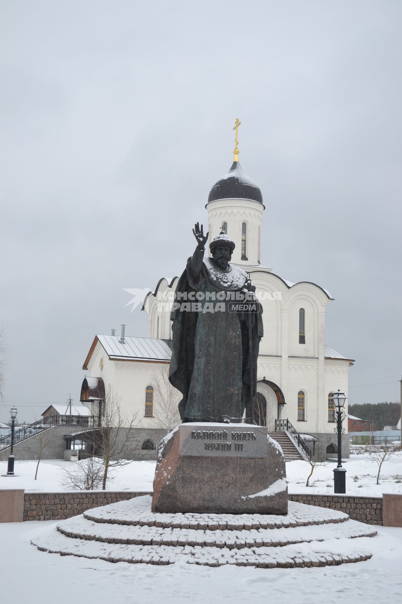 Памятник Великому князю Иоанну III в Калужской области