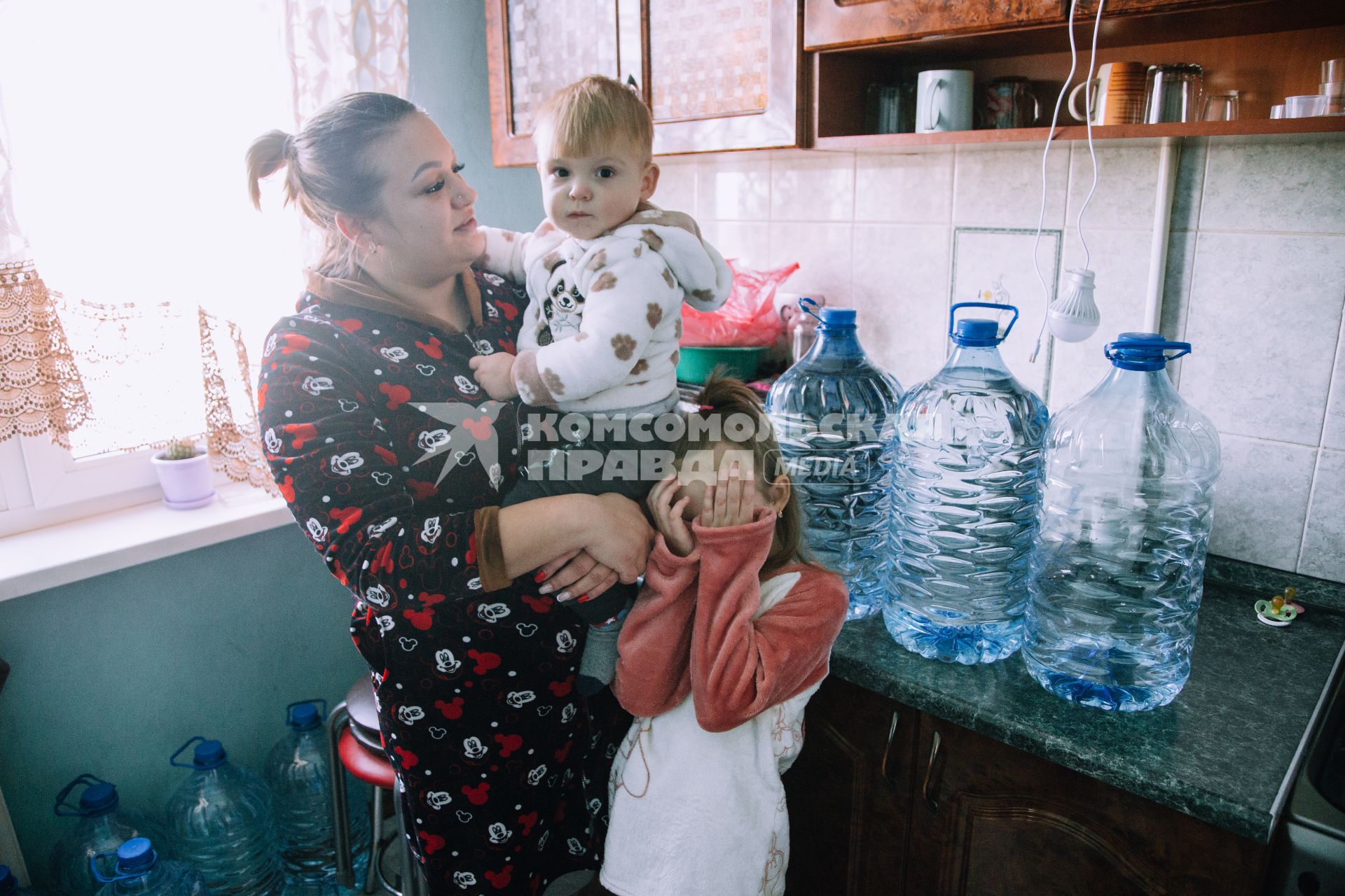 Жители Донецка живут без света и воды